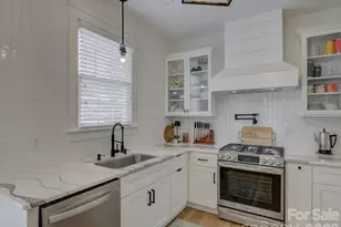 1305 Barnett Woods Crossing, Fort Mill, SC 29708 - Photo 13