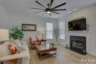 1305 Barnett Woods Crossing, Fort Mill, SC 29708 - Photo 7