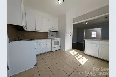 118 Brown Street, Lake City, SC 29560 - Photo 5