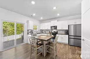 542 King Clover Ln, Clover, SC 29710 - Photo 11