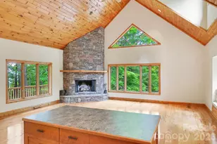 40 Walnut Rdg Cir, Brevard, NC 28712 - Photo 13