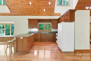 40 Walnut Rdg Cir, Brevard, NC 28712 - Photo 15