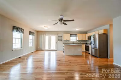 208 N Poston Street, Shelby, NC 28150 - Photo 5