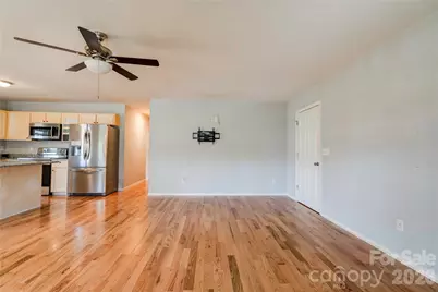 208 N Poston Street, Shelby, NC 28150 - Photo 3