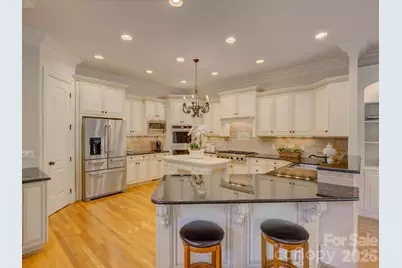 5060 Carmel Road, Charlotte, NC 28226 - Photo 11