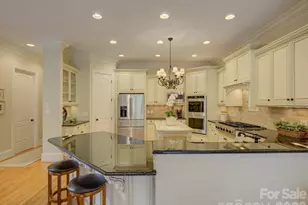 5060 Carmel Rd, Charlotte, NC 28226 - Photo 11