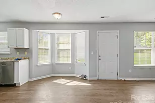 7410 Sarnia Pl, Charlotte, NC 28269 - Photo 9