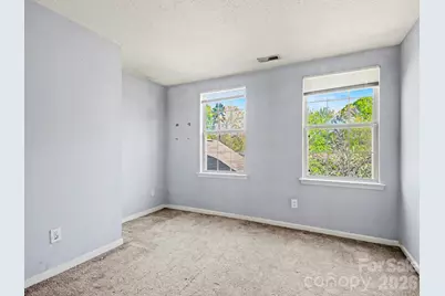 7410 Sarnia Place, Charlotte, NC 28269 - Photo 13