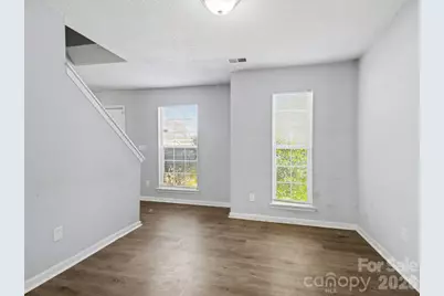 7410 Sarnia Place, Charlotte, NC 28269 - Photo 5