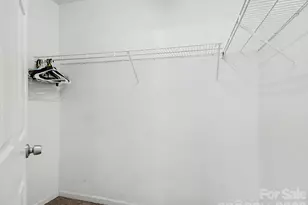 7410 Sarnia Pl, Charlotte, NC 28269 - Photo 17