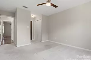 9308 S Vicksburg Park Ct, Charlotte, NC 28210 - Photo 17