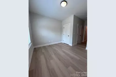 4502 W Tyvola Road, Charlotte, NC 28208 - Photo 5