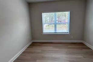 4502 W Tyvola Rd, Charlotte, NC 28208 - Photo 7