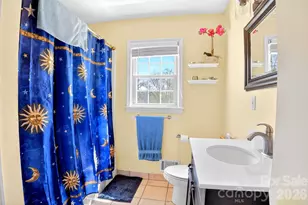 1091 16th Ave NW, Hickory, NC 28601 - Photo 17