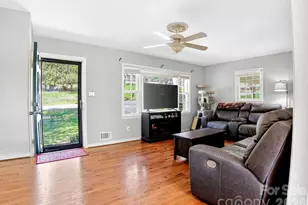 1091 16th Ave NW, Hickory, NC 28601 - Photo 13