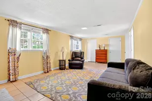 1091 16th Ave NW, Hickory, NC 28601 - Photo 23