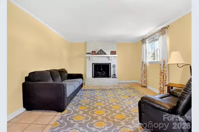 1091 16th Avenue NW, Hickory, NC 28601 - Photo 19