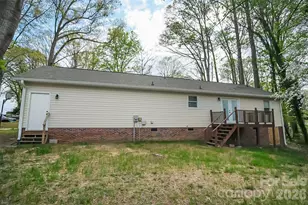 123 General Pemberton St, Stanley, NC 28164 - Photo 7