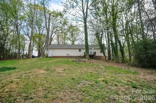 123 General Pemberton St, Stanley, NC 28164 - Photo 9