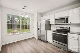 5806 Pennycross Ln, Charlotte, NC 28216 - Photo 5