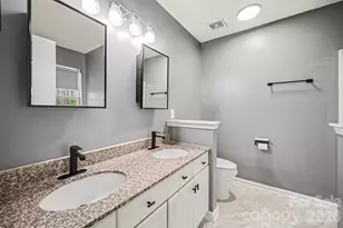 5806 Pennycross Ln, Charlotte, NC 28216 - Photo 19