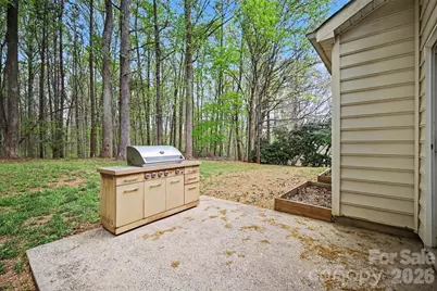5806 Pennycross Lane, Charlotte, NC 28216 - Photo 25