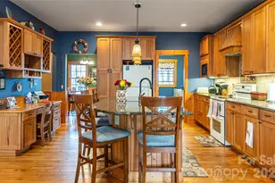 82 Red Mulberry Dr, Zirconia, NC 28790 - Photo 17