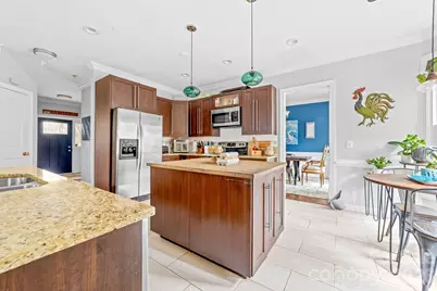 9907 Davis Lake Parkway, Charlotte, NC 28269 - Photo 17