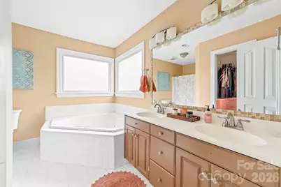 9907 Davis Lake Parkway, Charlotte, NC 28269 - Photo 23