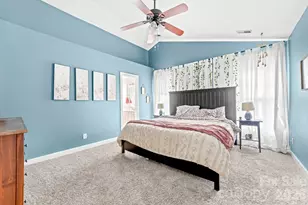 9907 Davis Lake Pkwy, Charlotte, NC 28269 - Photo 21