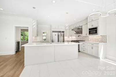 4304 Tangle Drive, Charlotte, NC 28211 - Photo 15