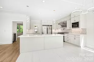 4304 Tangle Dr, Charlotte, NC 28211 - Photo 15