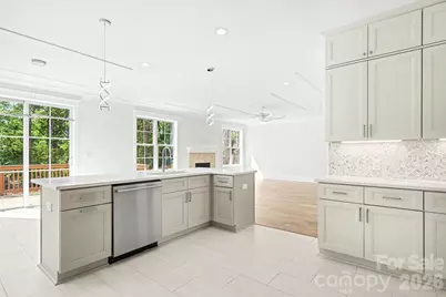 4304 Tangle Drive, Charlotte, NC 28211 - Photo 13