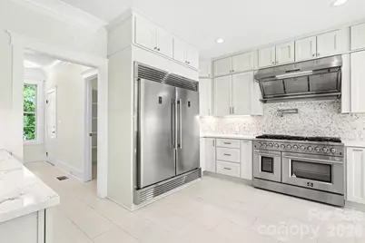 4304 Tangle Drive, Charlotte, NC 28211 - Photo 11