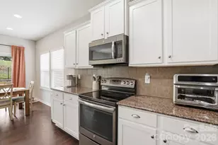 1529 Taryn Ln, Clover, SC 29710 - Photo 7