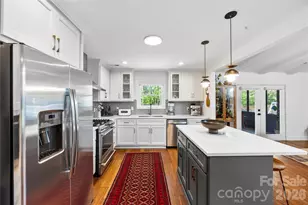 6212 Sellars Ct, Charlotte, NC 28211 - Photo 7