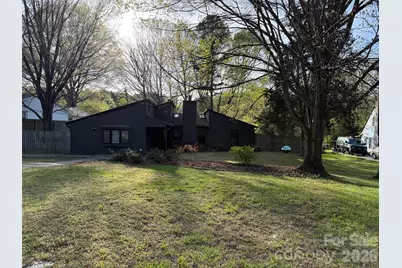 6212 Sellars Court, Charlotte, NC 28211 - Photo 3