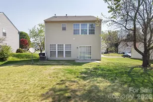 10219 Roundleaf Dr, Charlotte, NC 28213 - Photo 35