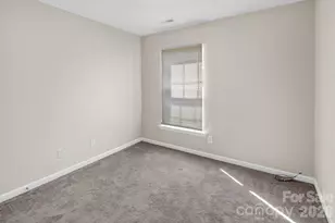 10219 Roundleaf Dr, Charlotte, NC 28213 - Photo 31