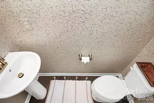 1518 Kee Ct, Charlotte, NC 28203 - Photo 21