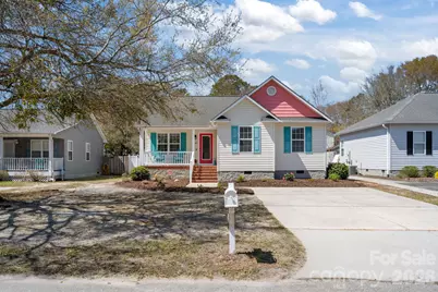 137 NE 4th Street, Oak Island, NC 28465 - Photo 3