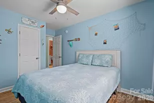 137 NE 4th St, Oak Island, NC 28465 - Photo 23
