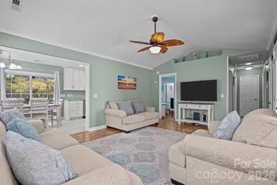 137 NE 4th Street, Oak Island, NC 28465 - Photo 7