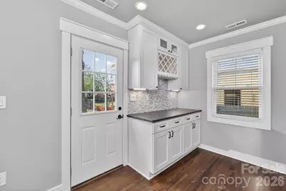 307 E Peterson Drive, Charlotte, NC 28217 - Photo 13