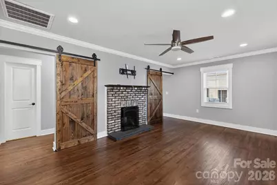 307 E Peterson Drive, Charlotte, NC 28217 - Photo 5