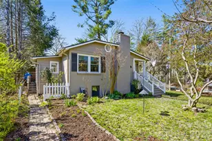 261 Forest Hill Dr, Asheville, NC 28803 - Photo 7