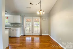 1021 Cedar Creek Rd, Kannapolis, NC 28083 - Photo 9