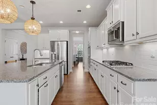 11578 Macallano Dr, Charlotte, NC 28215 - Photo 19