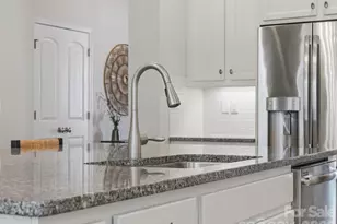 11578 Macallano Dr, Charlotte, NC 28215 - Photo 43