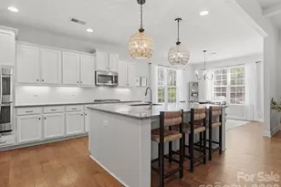 11578 Macallano Dr, Charlotte, NC 28215 - Photo 15